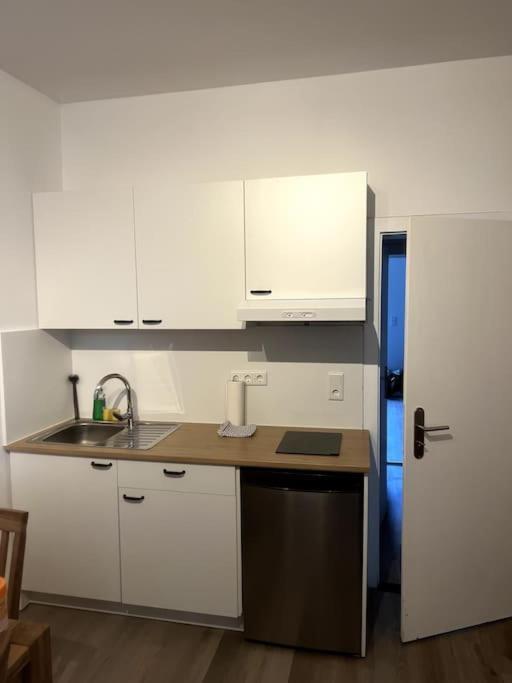 Jaybnb - Geraeumiges Apartment Am Hafen Von Dortmund Eksteriør billede